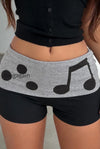 casual-note-print-folded-waist-shorts